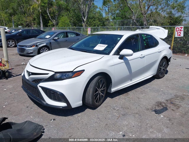 4T1T11AK7RU865680 Toyota CAMRY SE