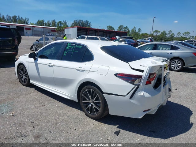 4T1T11AK7RU865680 Toyota CAMRY SE
