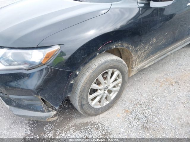 KNMAT2MV7JP559678 Nissan ROGUE SV