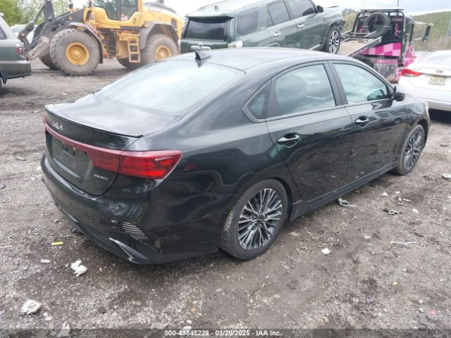 3KPF54AD0PE547694 KIA Forte Gt-line