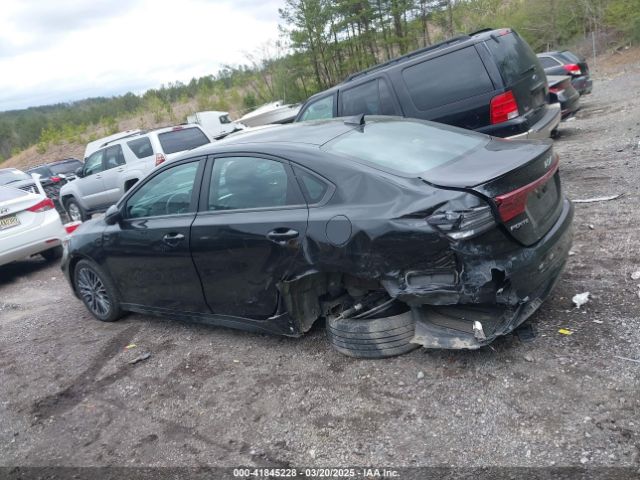 3KPF54AD0PE547694 KIA Forte Gt-line
