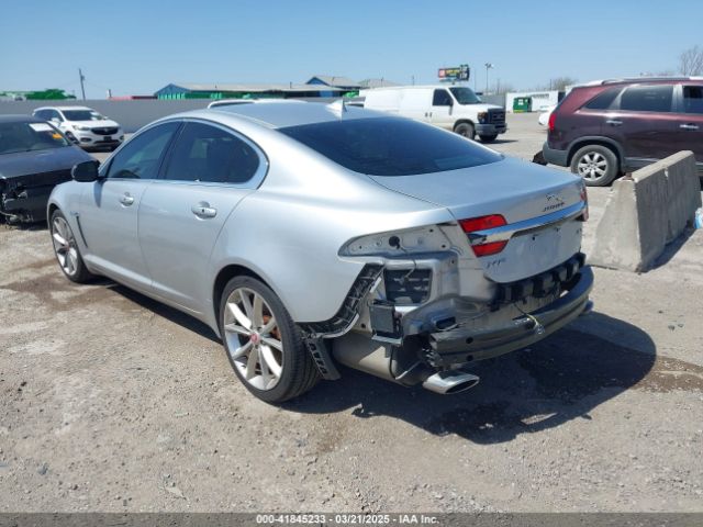 2015 JAGUAR XF SAJWA0F7XF8U55431 Photo 2