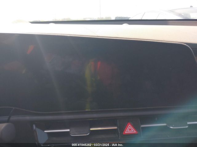 KNDCR3L13R5097820 KIA 2024