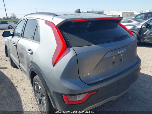 KNDCR3L13R5097820 KIA 2024