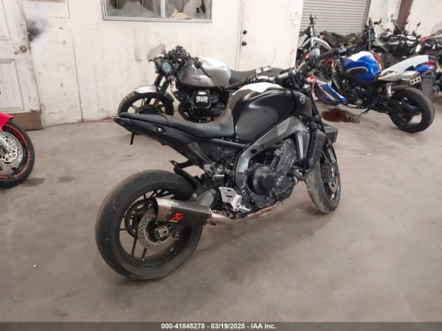 2021 YAMAHA MT09 JYARN71Y5MA000383 Photo 3