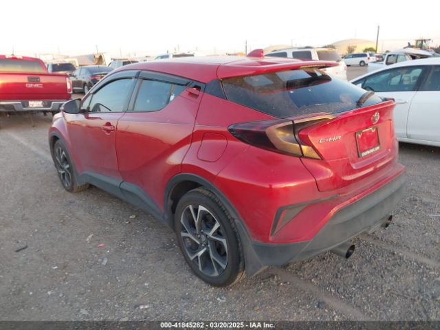 NMTKHMBX8NR147558 Toyota C-HR XLE