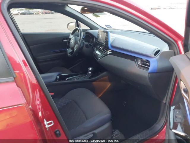 NMTKHMBX8NR147558 Toyota C-HR XLE