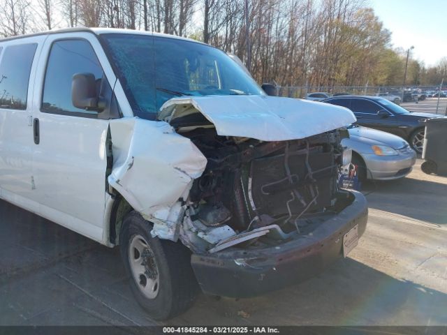 1GCWGGBA3E1109722 Chevrolet Express 2500 Work Van