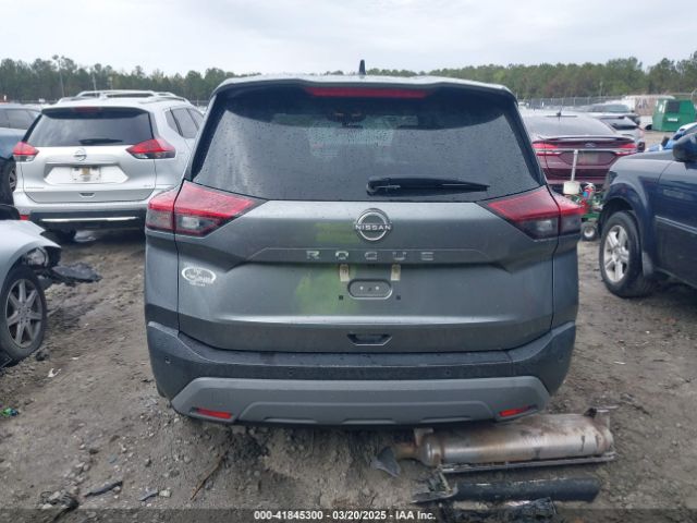 5N1BT3AA3PC772232 Nissan Rogue S Fwd