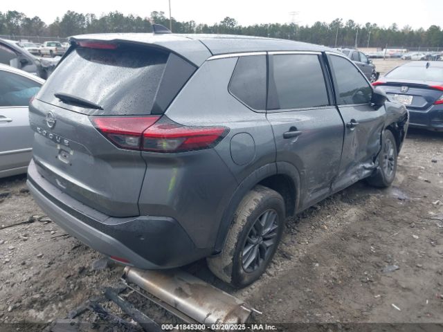 5N1BT3AA3PC772232 Nissan Rogue S Fwd