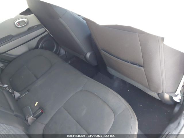 KNDJP3A54J7894444 KIA SOUL +