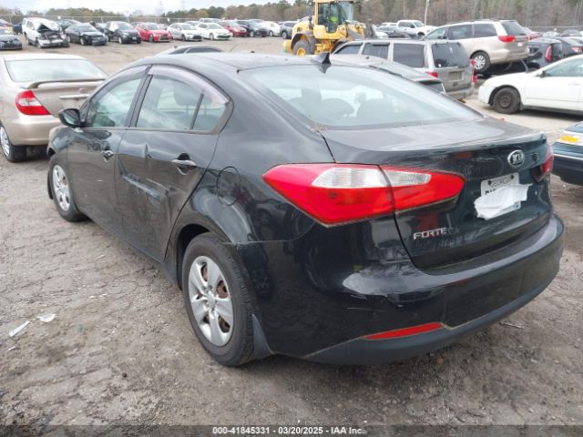 KNAFK4A67F5307026 KIA FORTE LX