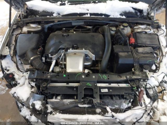 W04GV8SX0J1094167 Buick Regal Tourx Essence