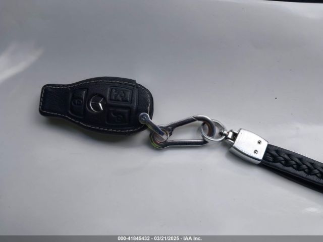 WDDWF4KB1GR131111 Mercedes-Benz C 300 4matic/luxury 4matic/sport 4matic