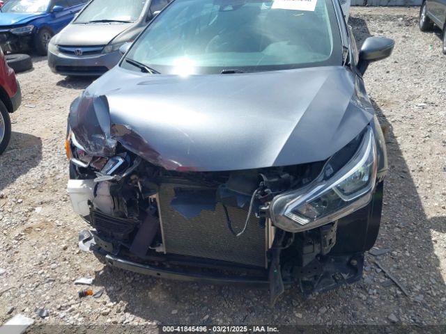 3N1CN8EV6ML879064 Nissan Versa Sv Xtronic Cvt