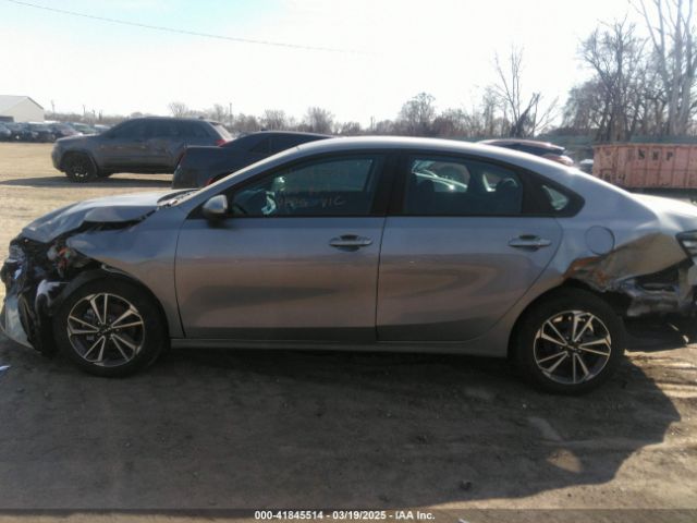 3KPF24ADXRE841163 KIA Forte Lxs