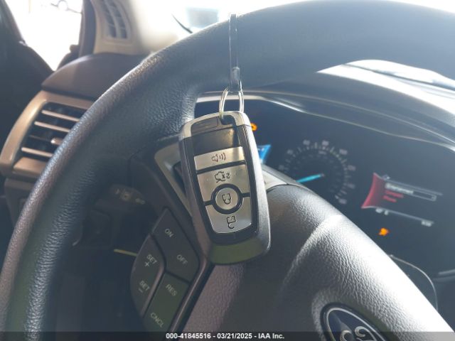 3FA6P0HD5KR244720 Ford FUSION SE