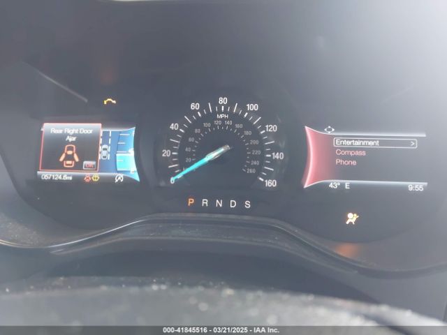 3FA6P0HD5KR244720 Ford FUSION SE