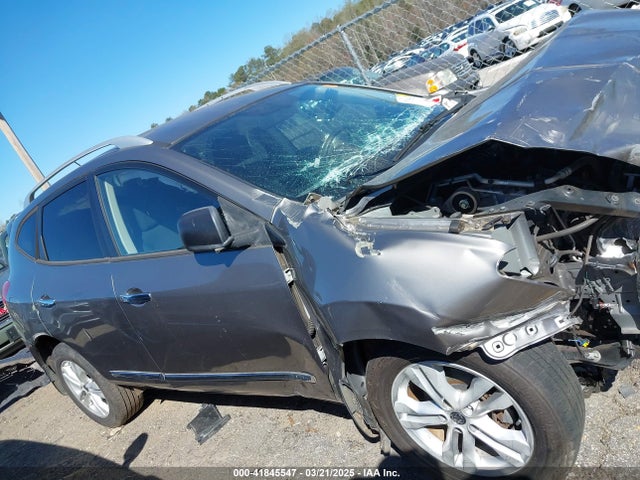 JN8AS5MT1FW150340 Nissan Rogue Select S