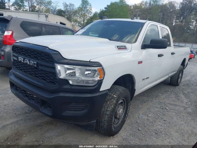 3C6UR5HJ3NG202553 RAM 2500 Tradesman  4x4 8' Box