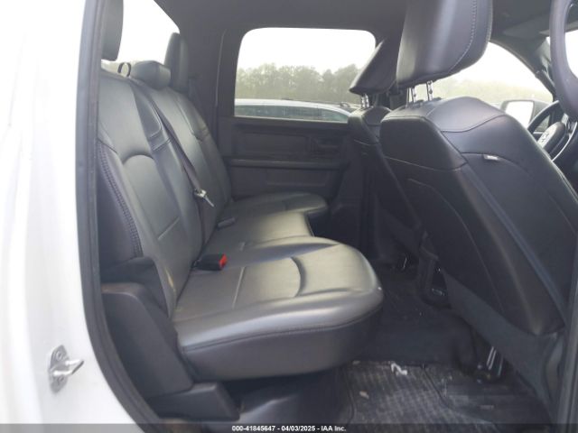 3C6UR5HJ3NG202553 RAM 2500 Tradesman  4x4 8' Box