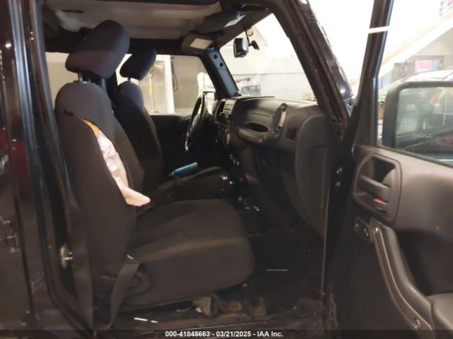 2013 JEEP WRANGLER UNLIMITED 1C4HJWDG3DL522393 Photo 4