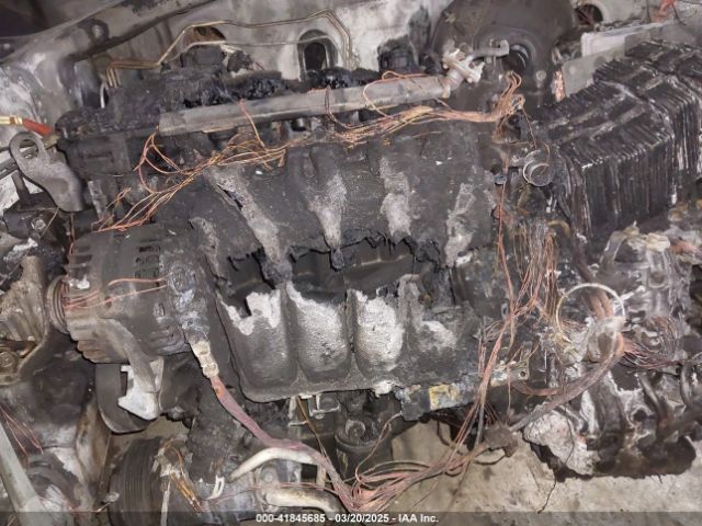 KNDEU2AAXR7524189 KIA SELTOS S