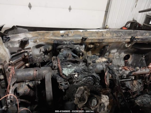 KNDEU2AAXR7524189 KIA SELTOS S