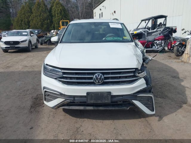 3VV0B7AX2NM097402 Volkswagen Tiguan 2.0t S