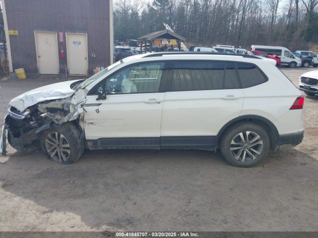 3VV0B7AX2NM097402 Volkswagen Tiguan 2.0t S