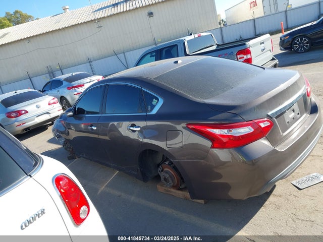 1N4AL3AP0HC242120 Nissan Altima 2.5 Sl