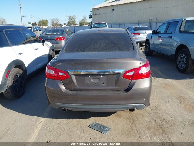 1N4AL3AP0HC242120 Nissan Altima 2.5 Sl