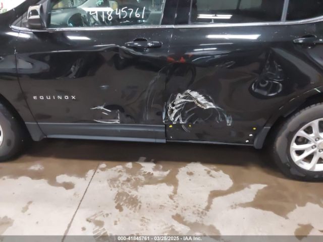 2GNAXSEV8J6138868 Chevrolet EQUINOX LT