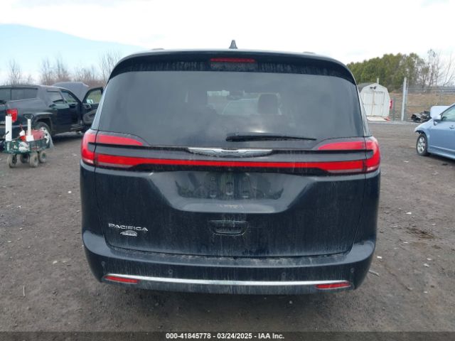 2C4RC1BG2NR117879 Chrysler Pacifica Touring L