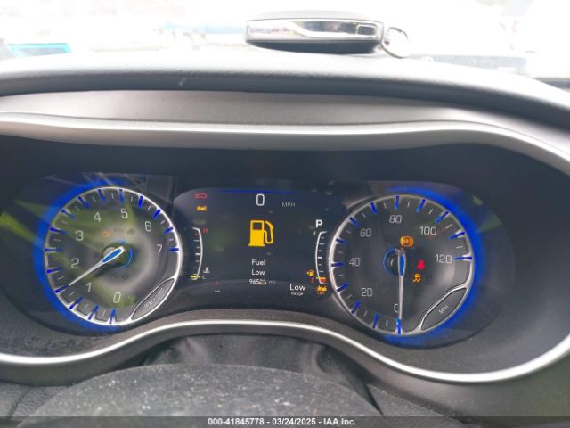 2C4RC1BG2NR117879 Chrysler Pacifica Touring L