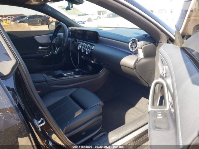 2021 MERCEDES-BENZ CLA 250 W1K5J4GB8MN218574 Photo 4