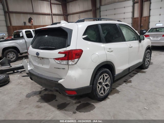 JF2SKAGC1KH459360 Subaru Forester Premium