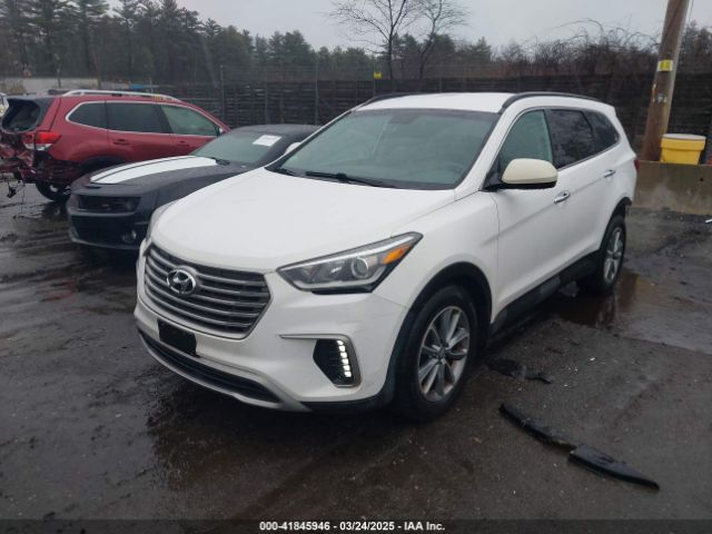 KM8SMDHF9HU252648 Hyundai Santa Fe Se