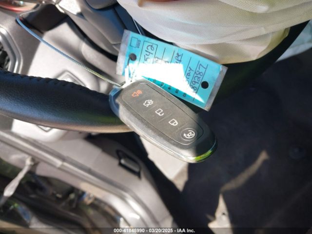 1FMCU0HD5KUA89287 Ford ESCAPE SEL