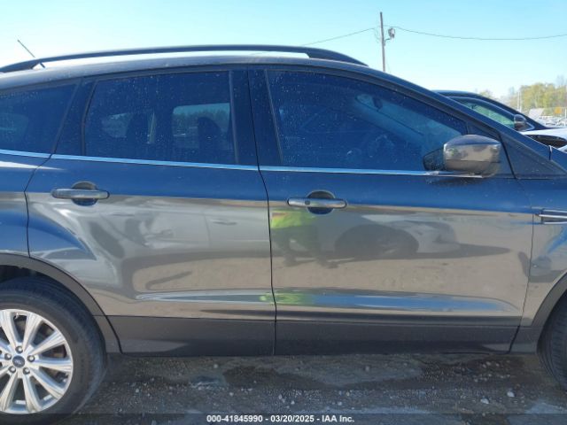 1FMCU0HD5KUA89287 Ford ESCAPE SEL