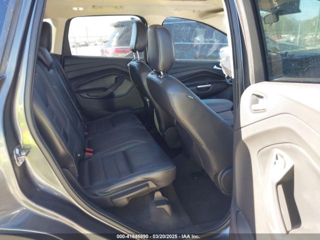 1FMCU0HD5KUA89287 Ford ESCAPE SEL