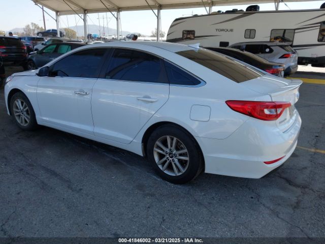 5NPE24AF2FH167322 Hyundai SONATA SE