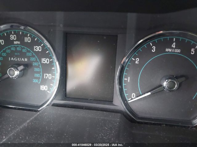 2012 JAGUAR XF SAJWA0FB5CLS46112 Photo 6