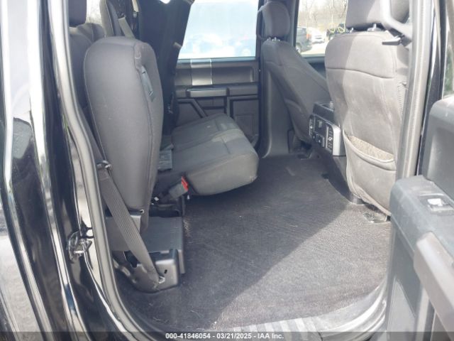 1FTEW1EGXJKG00580 Ford F-150 Xlt