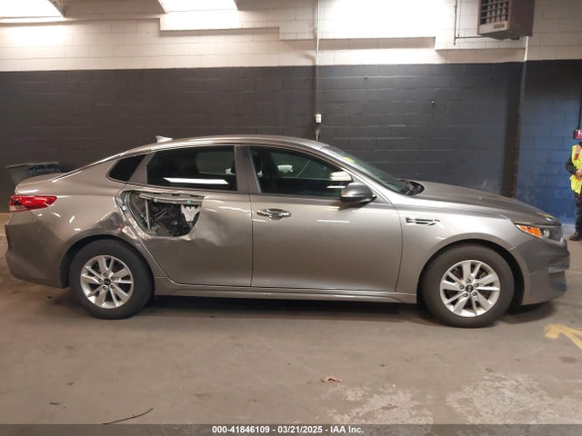 5XXGT4L32JG230478 KIA Optima Lx