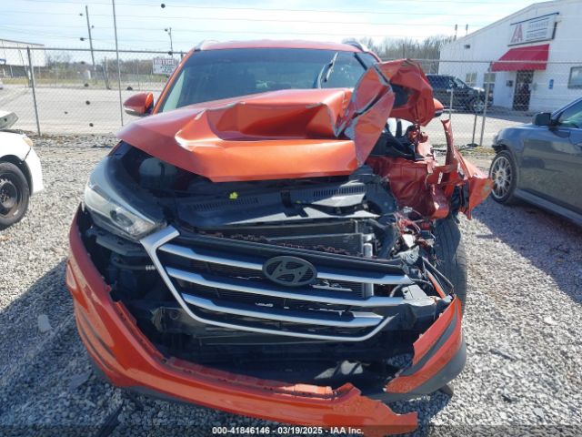 KM8J33A49HU522995 Hyundai Tucson Se Plus