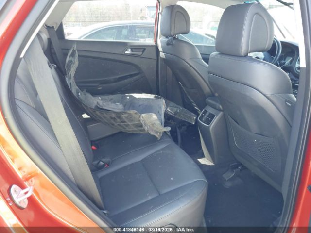 KM8J33A49HU522995 Hyundai Tucson Se Plus