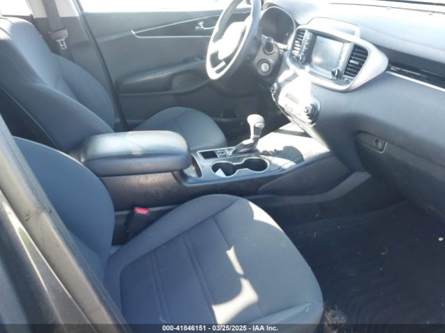 5XYPG4A58KG471046 KIA Sorento 3.3l Lx