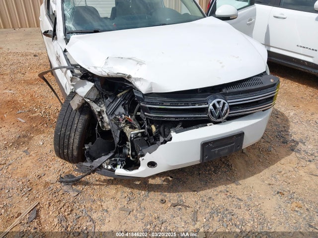 WVGBV3AX6EW561603 Volkswagen Tiguan R-line/s/se/sel