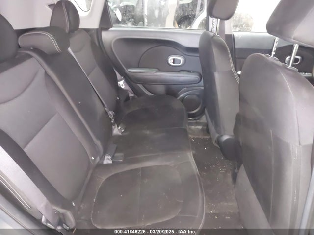 KNDJN2A21G7351583 KIA Soul